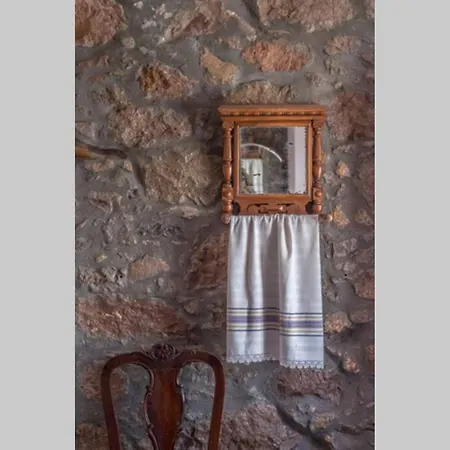 παραδοσιακή οικία 1890 τraditional House 1890 Πλάκα Μήλου