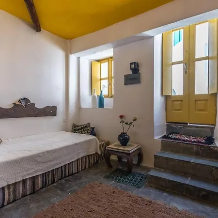 παραδοσιακή οικία 1890 τraditional House 1890 Tatil Evi Plaka (Milos)